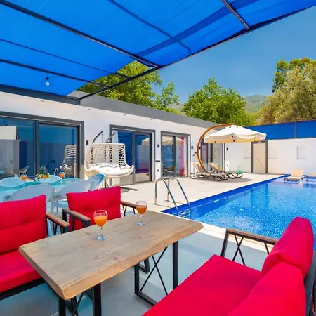Onarici Hotel